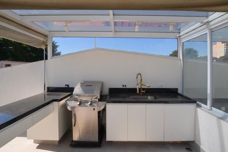 Casa de condomínio para alugar com 180m², 3 quartos e 1 vaga Casa de condomínio para alugar com 180m², 3 quartos e 1 vagaCHURRASQUEIRA
