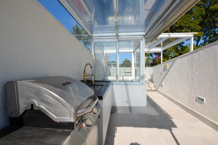Casa de condomínio para alugar com 180m², 3 quartos e 1 vaga Casa de condomínio para alugar com 180m², 3 quartos e 1 vagaCHURRASQUEIRA
