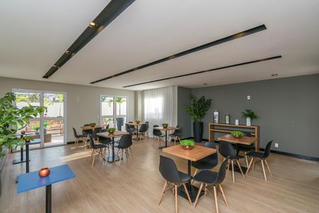 Apartamento para alugar com 45m², 2 quartos e 1 vaga Apartamento para alugar com 45m², 2 quartos e 1 vagaÁrea comum - Salão de festas