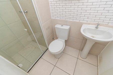 Apartamento para alugar com 45m², 2 quartos e 1 vaga Apartamento para alugar com 45m², 2 quartos e 1 vagaBanheiro
