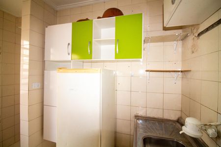 Cozinha de apartamento para alugar com 2 quartos, 48m² em Chácara Santana, São Paulo