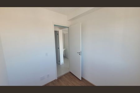 Quarto 1 de apartamento para alugar com 2 quartos, 34m² em Vila Ivone, São Paulo