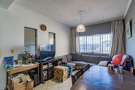 Casa à venda com 2 quartos, 208m² em Vila Arapua, São Paulo