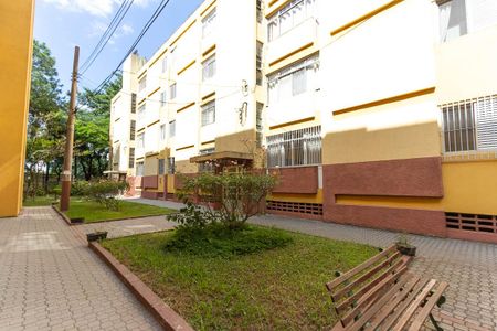 Fachada do Condomínio de apartamento para alugar com 1 quarto, 60m² em Lapa, São Paulo
