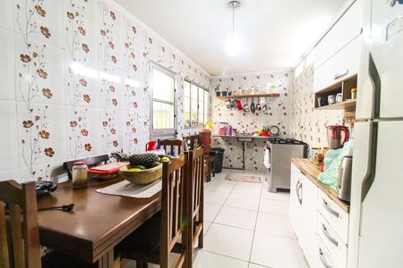 Casa para alugar com 125m², 2 quartos e 2 vagas Casa para alugar com 125m², 2 quartos e 2 vagasCozinha