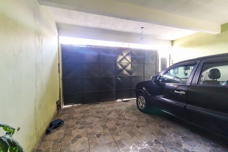 Casa para alugar com 125m², 2 quartos e 2 vagas Casa para alugar com 125m², 2 quartos e 2 vagasGaragem