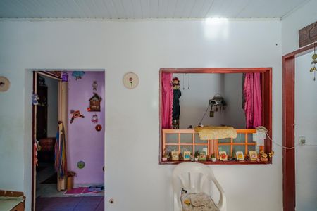 Casa à venda com 105m², 3 quartos e 3 vagas Casa à venda com 105m², 3 quartos e 3 vagasCasa 2- Sala