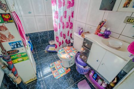 Casa à venda com 105m², 3 quartos e 3 vagas Casa à venda com 105m², 3 quartos e 3 vagasCasa 2 - Banheiro