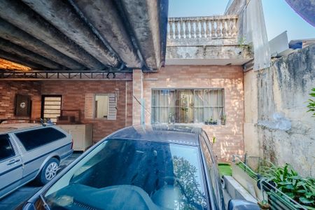 Casa à venda com 105m², 3 quartos e 3 vagas Casa à venda com 105m², 3 quartos e 3 vagasGaragem