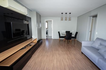 Sala de apartamento à venda com 3 quartos, 123m² em Auxiliadora, Porto Alegre