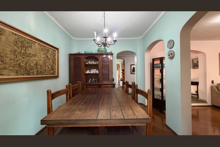 Apartamento à venda com 136m², 3 quartos e 2 vagas