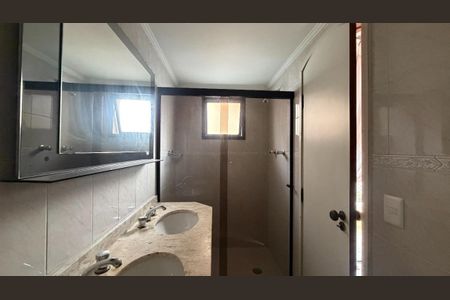 Apartamento à venda com 136m², 3 quartos e 2 vagas