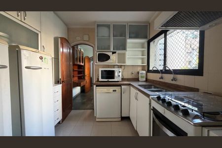 Apartamento à venda com 136m², 3 quartos e 2 vagas
