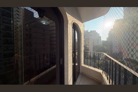 Apartamento à venda com 136m², 3 quartos e 2 vagas