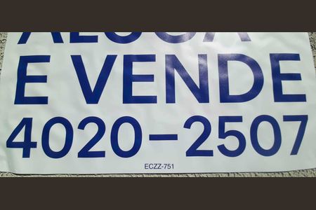 Apartamento para alugar com 53m², 2 quartos e 1 vaga Apartamento para alugar com 53m², 2 quartos e 1 vagaPlaca Grande Instalada em 08/07/26, cód. ECZZ-751