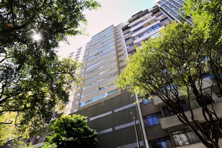 Apartamento para alugar com 77m², 1 quarto e 1 vaga Apartamento para alugar com 77m², 1 quarto e 1 vagaFachada