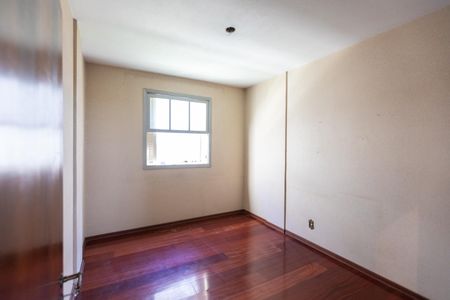 Apartamento à venda com 100m², 3 quartos e 2 vagas Apartamento à venda com 100m², 3 quartos e 2 vagasQuarto 3