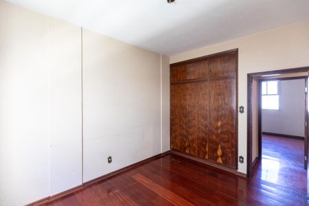 Apartamento à venda com 100m², 3 quartos e 2 vagas Apartamento à venda com 100m², 3 quartos e 2 vagasQuarto 3
