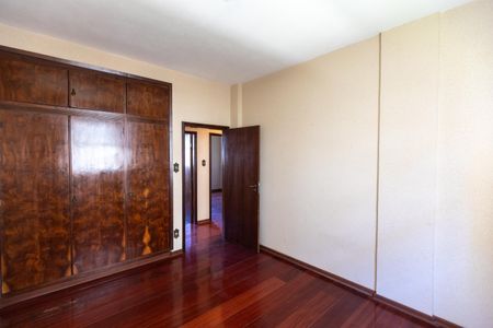 Apartamento à venda com 100m², 3 quartos e 2 vagas Apartamento à venda com 100m², 3 quartos e 2 vagasQuarto 3