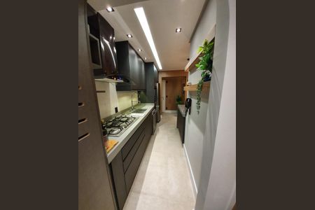 Apartamento à venda com 73m², 2 quartos e 2 vagasCozinha