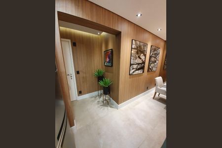 Apartamento à venda com 73m², 2 quartos e 2 vagasCorredor