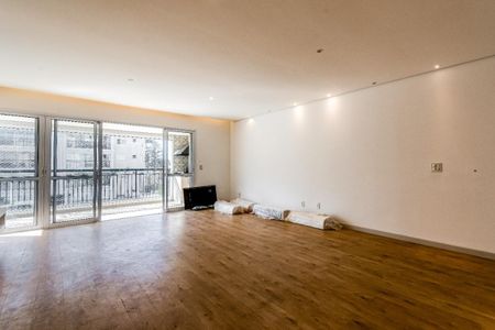 Apartamento à venda com 3 quartos, 105m² em Vila Irmaos Arnoni, São Paulo