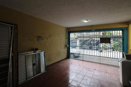 Garagem de casa à venda com 2 quartos, 220m² em Jardim Santa Terezinha (zona Sul), Diadema