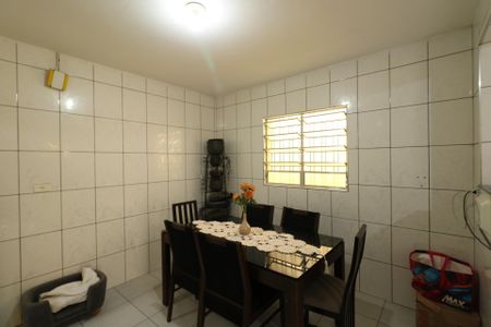 Cozinha de casa à venda com 2 quartos, 220m² em Jardim Santa Terezinha (zona Sul), Diadema