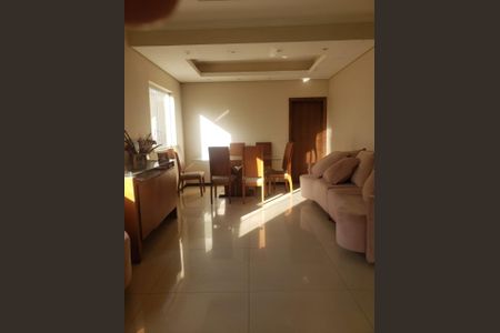 Casa à venda com 5 quartos, 200m² em Trevo, Belo Horizonte