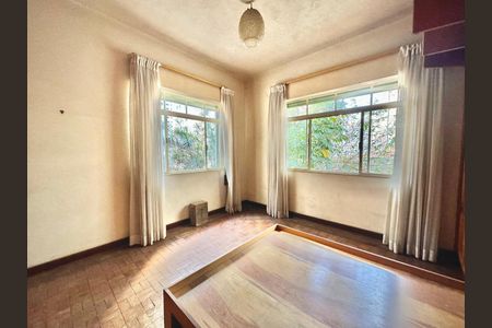 Casa à venda com 4 quartos, 256m² em Pompeia, São Paulo