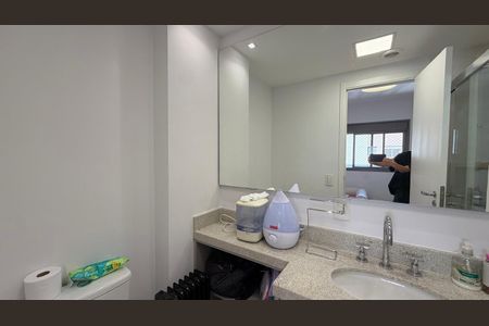 Apartamento para alugar com 150m², 4 quartos e 2 vagas