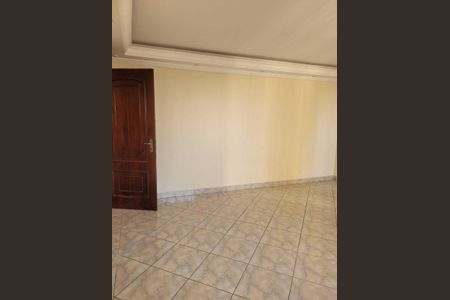 Apartamento à venda com 74m², 2 quartos e 1 vaga Apartamento à venda com 74m², 2 quartos e 1 vagaSala