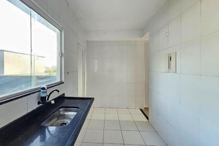 Casa para alugar com 72m², 2 quartos e 1 vaga Casa para alugar com 72m², 2 quartos e 1 vagaCozinha