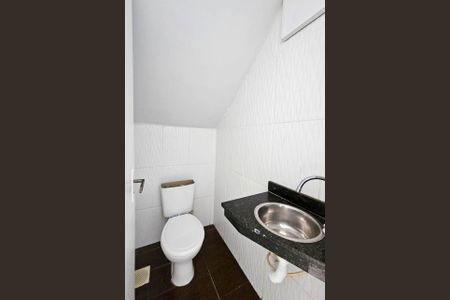 Casa para alugar com 72m², 2 quartos e 1 vaga Casa para alugar com 72m², 2 quartos e 1 vagaLavabo