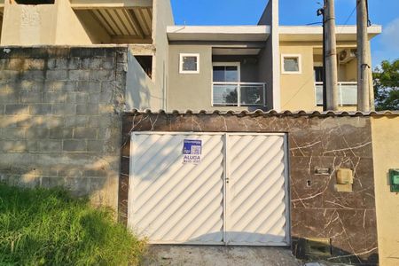 Fachada de casa para alugar com 2 quartos, 72m² em Campo Grande, Rio de Janeiro