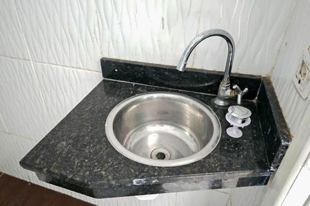 Lavabo de casa para alugar com 2 quartos, 72m² em Campo Grande, Rio de Janeiro