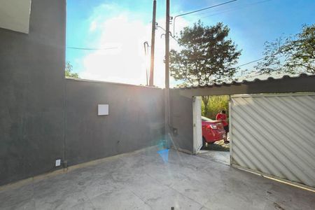 Casa para alugar com 72m², 2 quartos e 1 vaga Casa para alugar com 72m², 2 quartos e 1 vagaGaragem