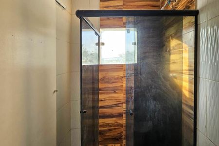 Casa para alugar com 72m², 2 quartos e 1 vaga Casa para alugar com 72m², 2 quartos e 1 vagaBanheiro do Quarto 1