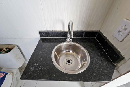 Casa para alugar com 72m², 2 quartos e 1 vaga Casa para alugar com 72m², 2 quartos e 1 vagaBanheiro do Quarto 1