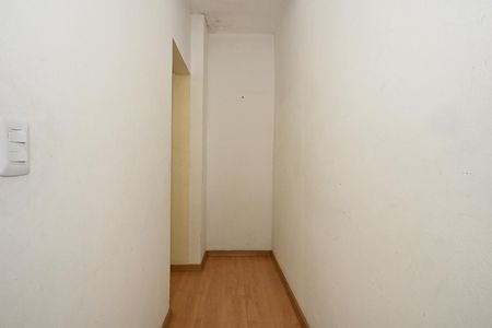 Corredor 1 de casa para alugar com 3 quartos, 220m² em Jardim Maria Rosa, Taboão da Serra