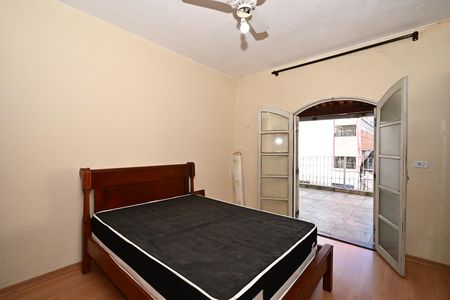 Quarto 3 de casa para alugar com 3 quartos, 220m² em Jardim Maria Rosa, Taboão da Serra