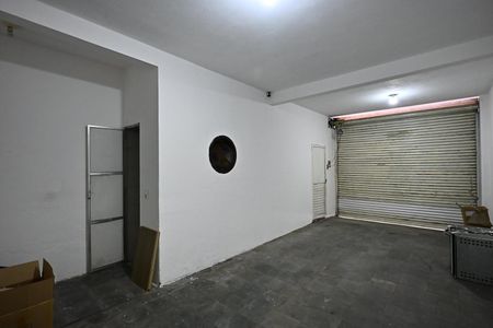 Garagem de casa para alugar com 3 quartos, 220m² em Jardim Maria Rosa, Taboão da Serra