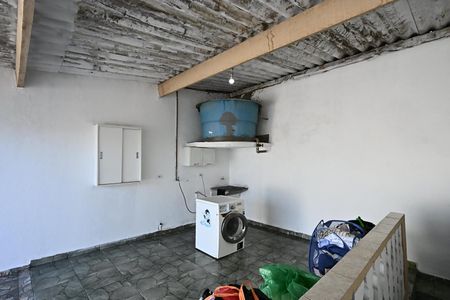 Área de Serviço de casa para alugar com 3 quartos, 220m² em Jardim Maria Rosa, Taboão da Serra