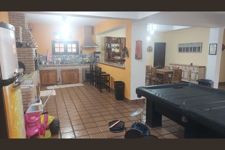 Casa à venda com 6 quartos, 500m² em Jardim Sao Bento, São Paulo