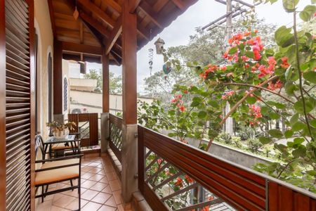 Casa à venda com 3 quartos, 223m² em Jardim Virginia Bianca, São Paulo