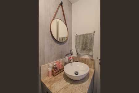 Apartamento para alugar com 47m², 2 quartos e 1 vaga Apartamento para alugar com 47m², 2 quartos e 1 vagaBanheiro