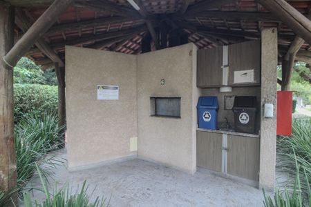 Área comum - Churrasqueira de apartamento para alugar com 2 quartos, 47m² em Cavalhada, Porto Alegre