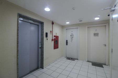 Apartamento para alugar com 47m², 2 quartos e 1 vaga Apartamento para alugar com 47m², 2 quartos e 1 vagaHall de entrada