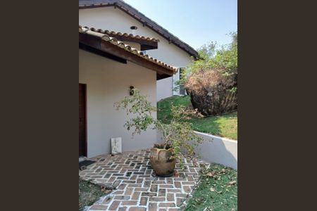 Casa à venda com 250m², 4 quartos e 2 vagas