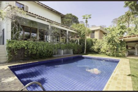 Casa à venda com 5 quartos, 417m² em Morumbi, São Paulo